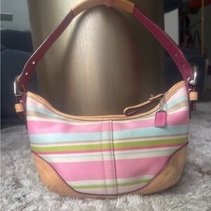‼️SOLD DON’T BUY‼️
COACH VINTAGE 2006 HAMPTON WATERCOLOR STRIPED MINI SOHO HOBO